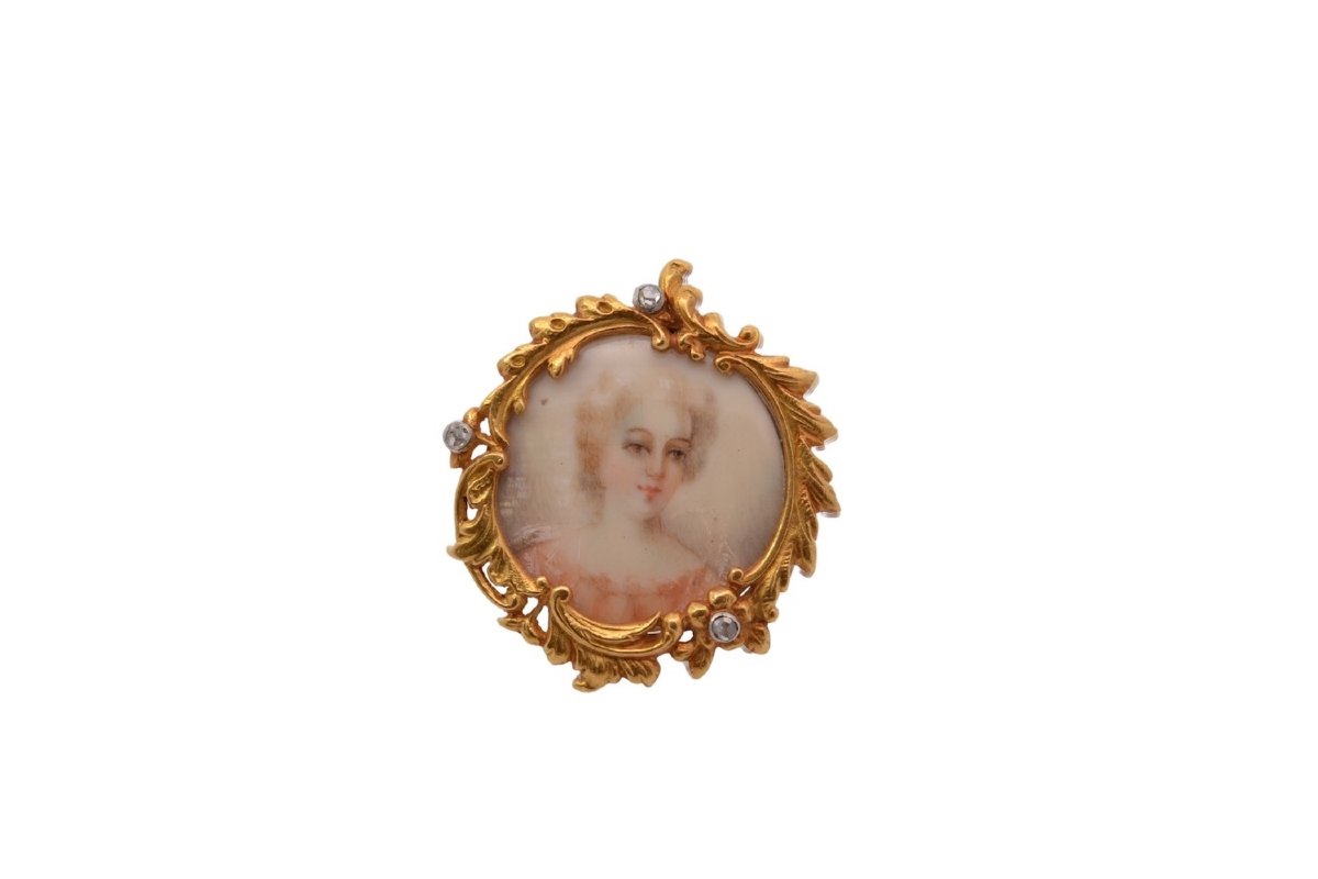 Broche ancienne 19e siècle en or 18k