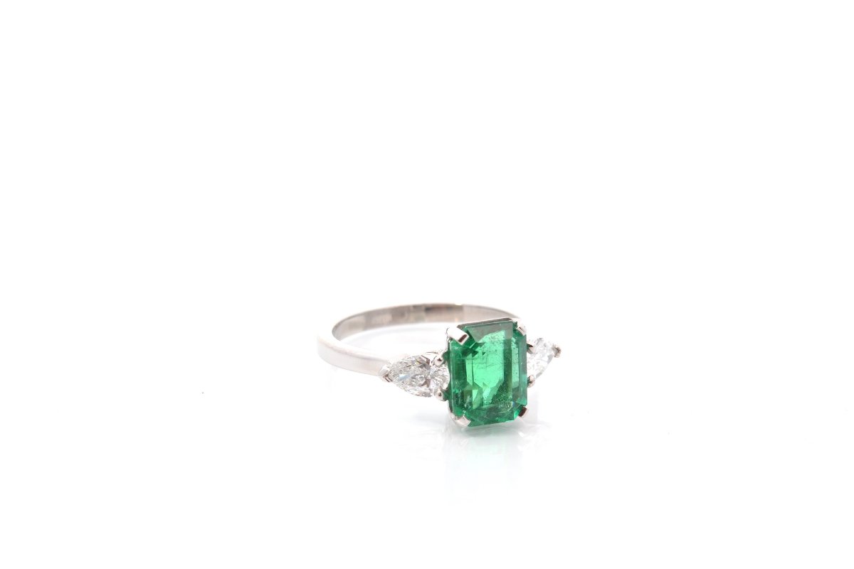 2.23-carat Emerald Ring With Diamonds-photo-4