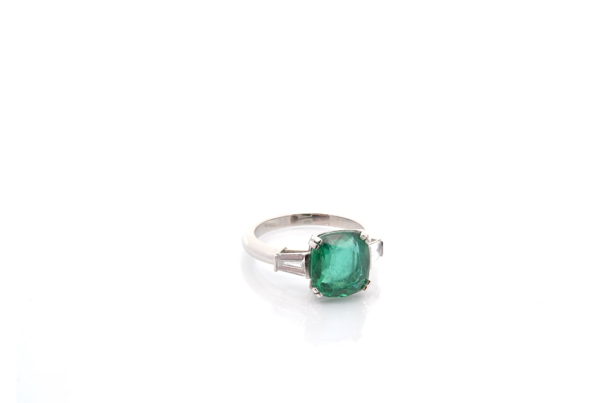 3.51-carat Emerald Ring With Diamonds-photo-4