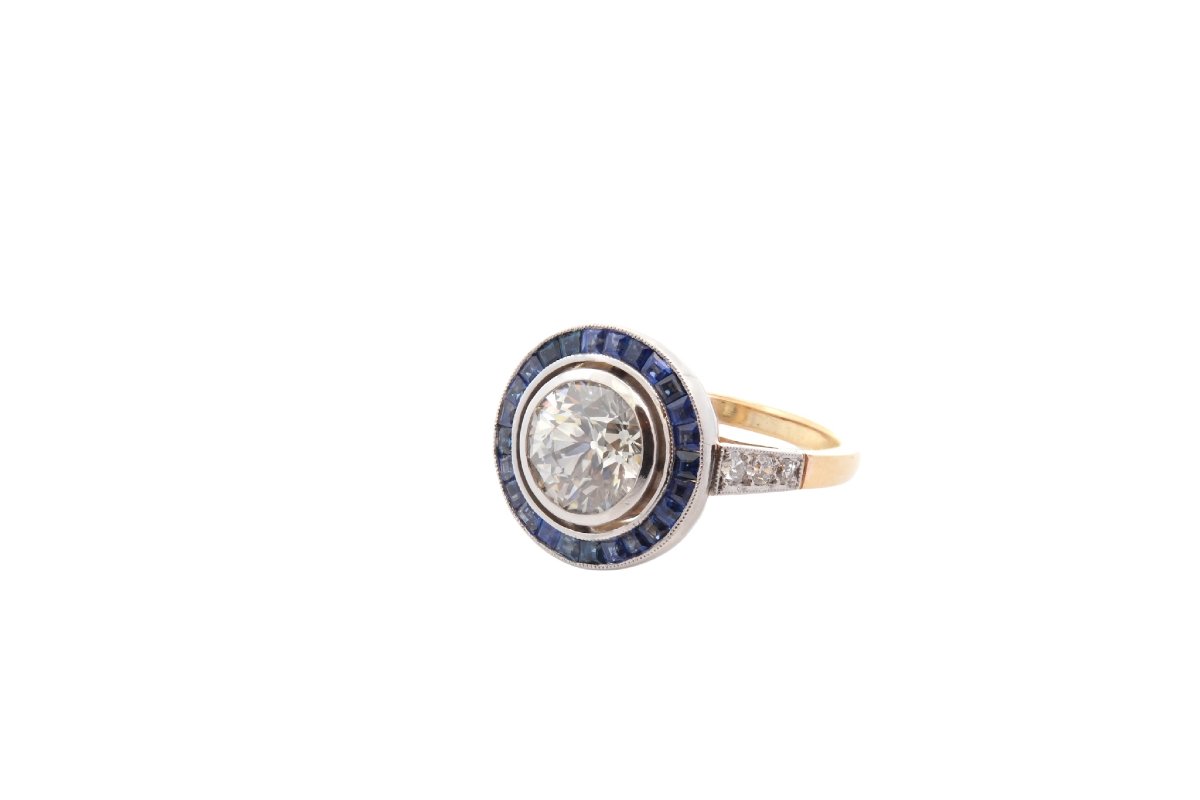 1.93-carat M/vs1 Diamond Ring With Sapphires