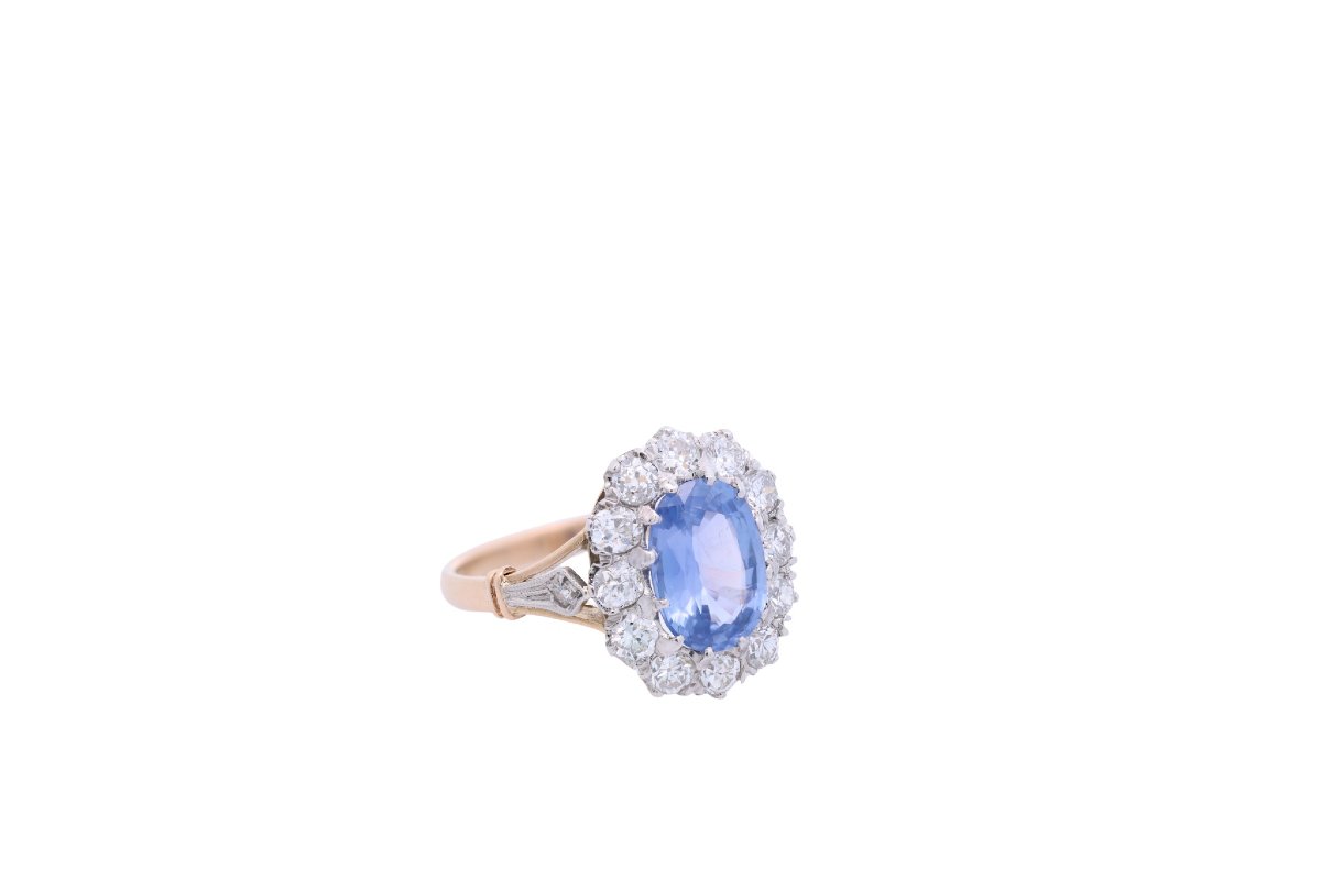 Ring With A 2.41-carat Unheated Ceylon Sapphire-photo-4