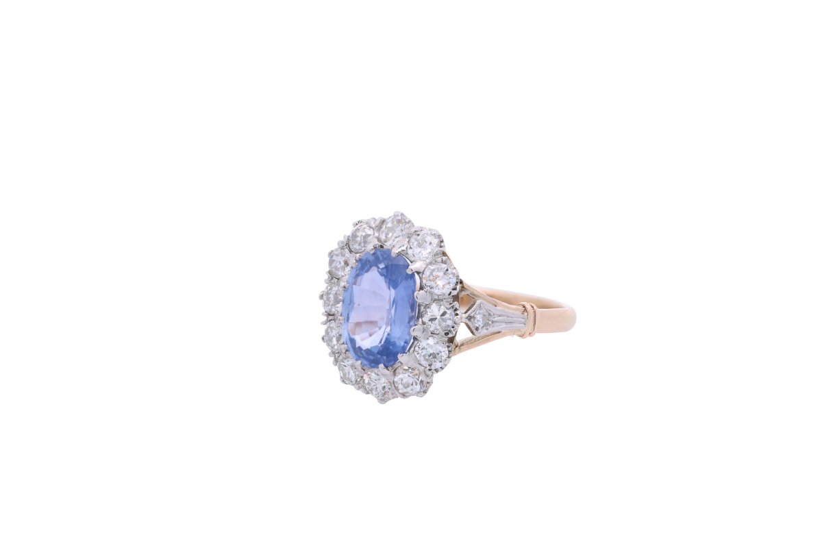 Ring With A 2.41-carat Unheated Ceylon Sapphire