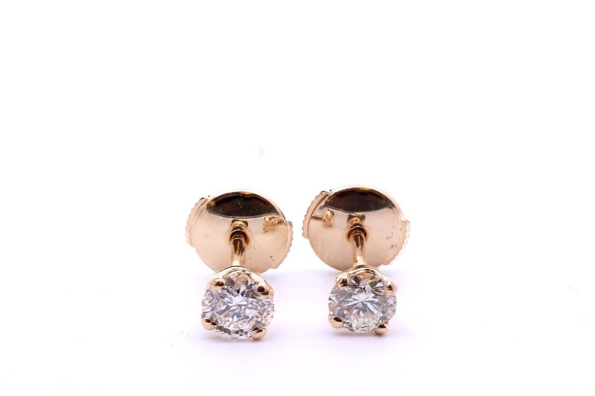 Puces d’oreilles diamants en or jaune 18k