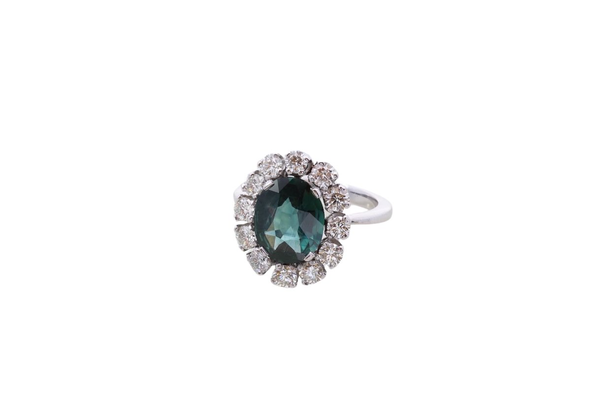 4-carat Teal Sapphire Ring With Diamonds