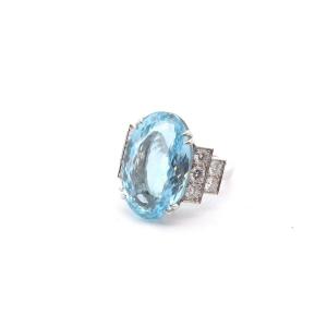 Aquamarine Ring In Platinum