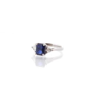 Used Sapphire And Diamond Triangles Ring In Gold