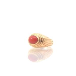 Used Ring Signed Boucheron Corail Oval In Gold