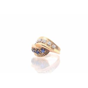 Vintage Van Cleef & Arpels Diamond And Sapphire Ring In Gold