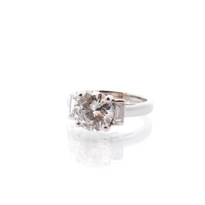 2.57 Cts G/si2 Diamond Ring In 18k Gold