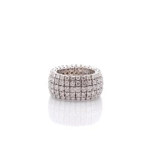 18k White Gold Diamond Ring