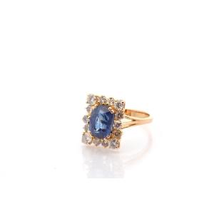 Bague saphir de 2,57cts et diamants