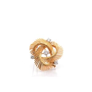 Mellerio Brooch In 18k Gold And Diamonds