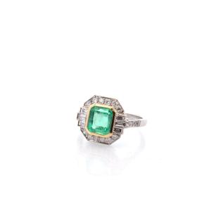 Art Deco Ring With A 2.21ct Emerald And Diamonds