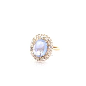 Antique Ring With Cabochon Sapphire And Diamonds