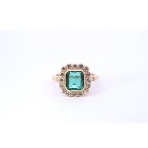 2.50-carat Emerald Ring With Diamonds