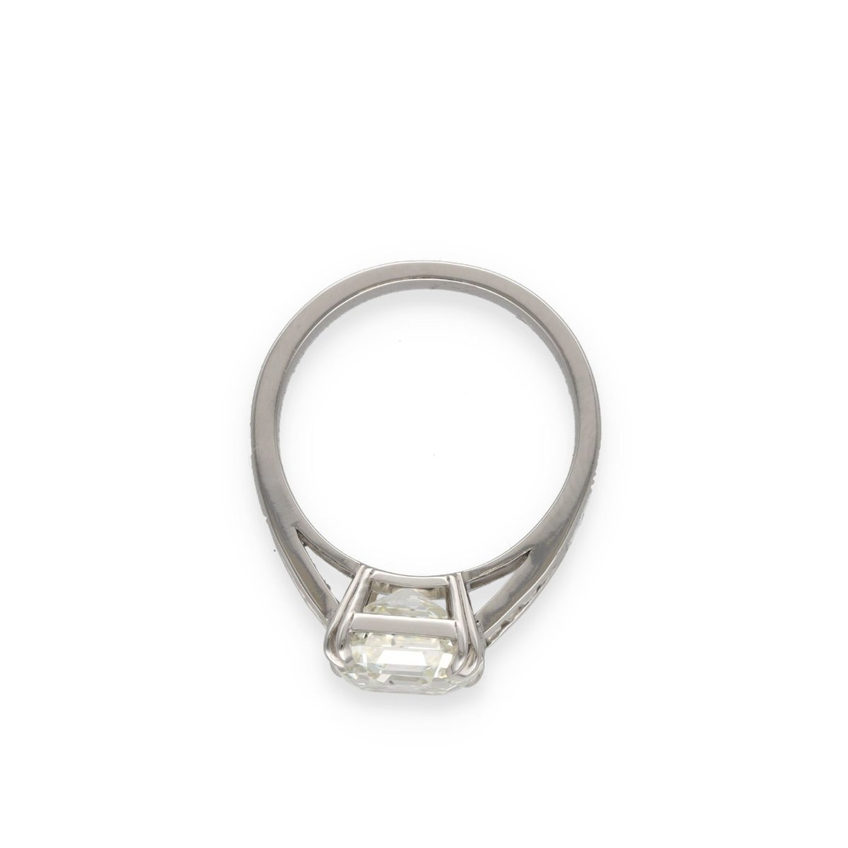 Emerald-cut Diamond Ring-photo-4