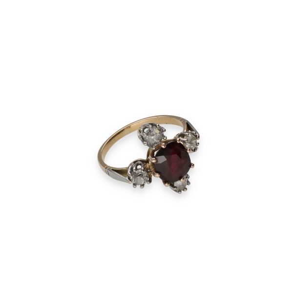 Bague 1900 en grenat entoure de rose de diamant-photo-2