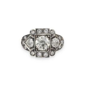 Art Deco-style Diamond Ring