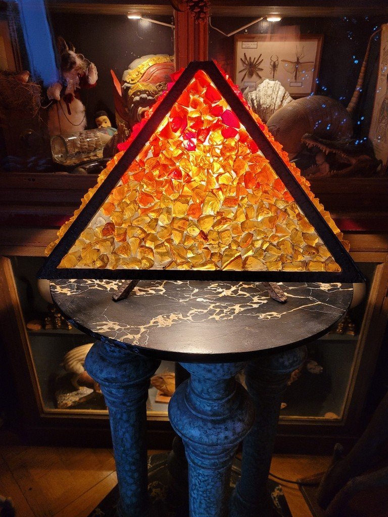  &quot; Imposante Pyramide de Verre Lumineuse &quot; Epoque Art D&eacute;co