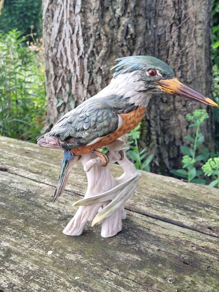 Large Kingfisher In Polychrome Porcelain Signed W. Goebel - 1970s