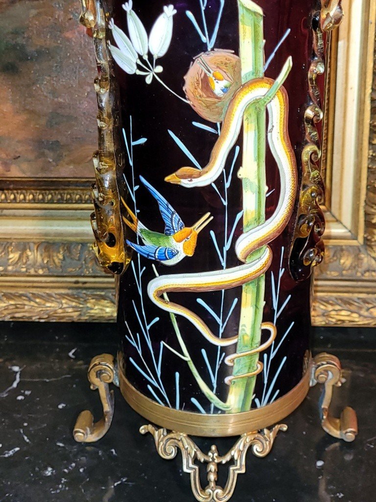 Important Vase rouleau à décor émaillé sur socle en bronze - XIXe Siècle -photo-2