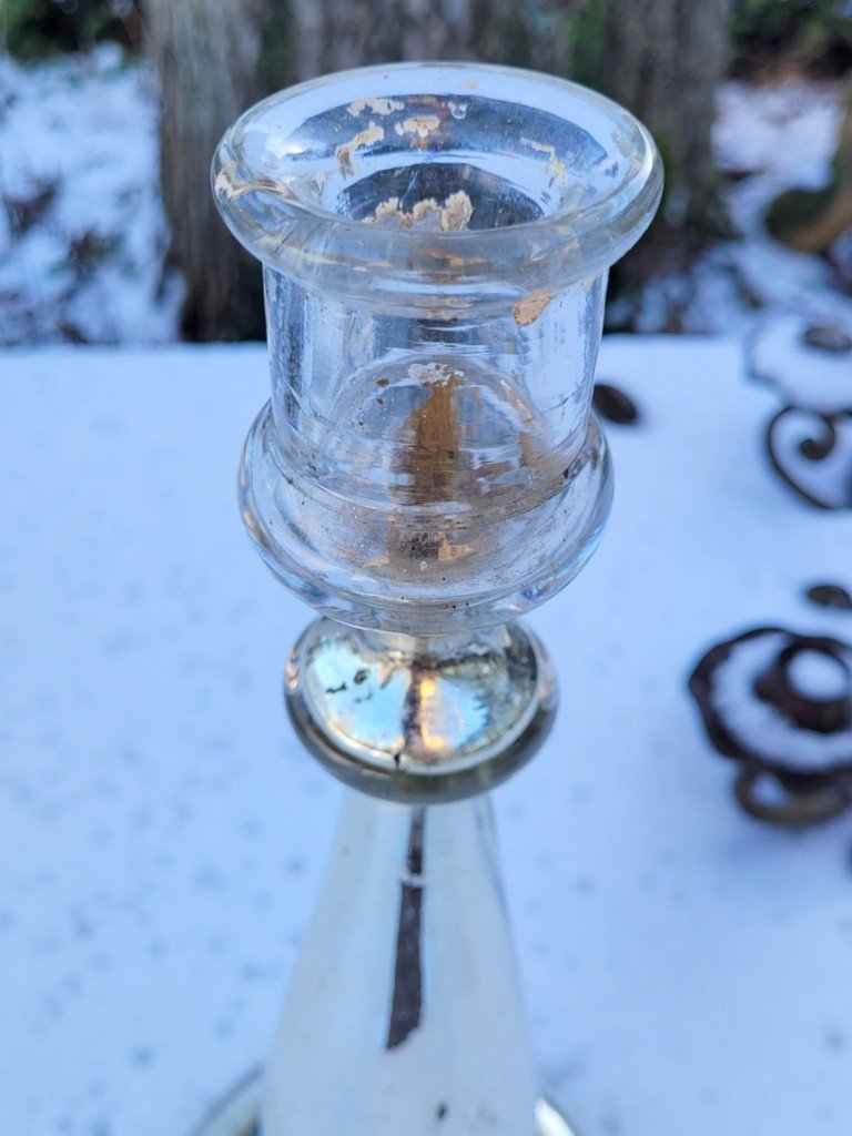Bougeoir en Verre  &eacute;glomis&eacute; du XIXe Si&egrave;cle -photo-3