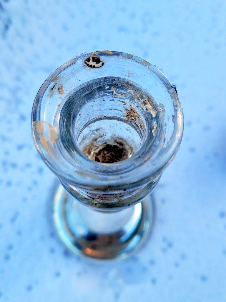 Bougeoir en Verre  &eacute;glomis&eacute; du XIXe Si&egrave;cle -photo-4