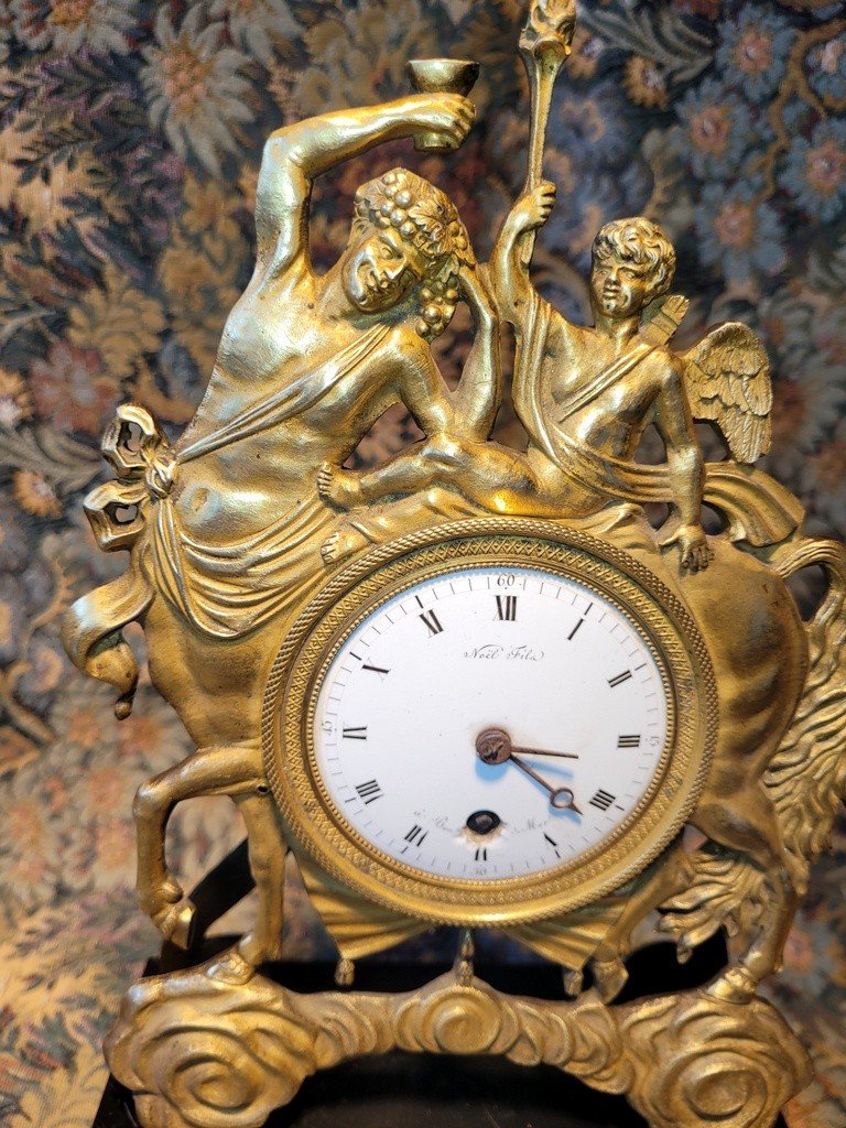 Pendule au Centaure en Bronze dor&eacute; - Epoque Empire -photo-2