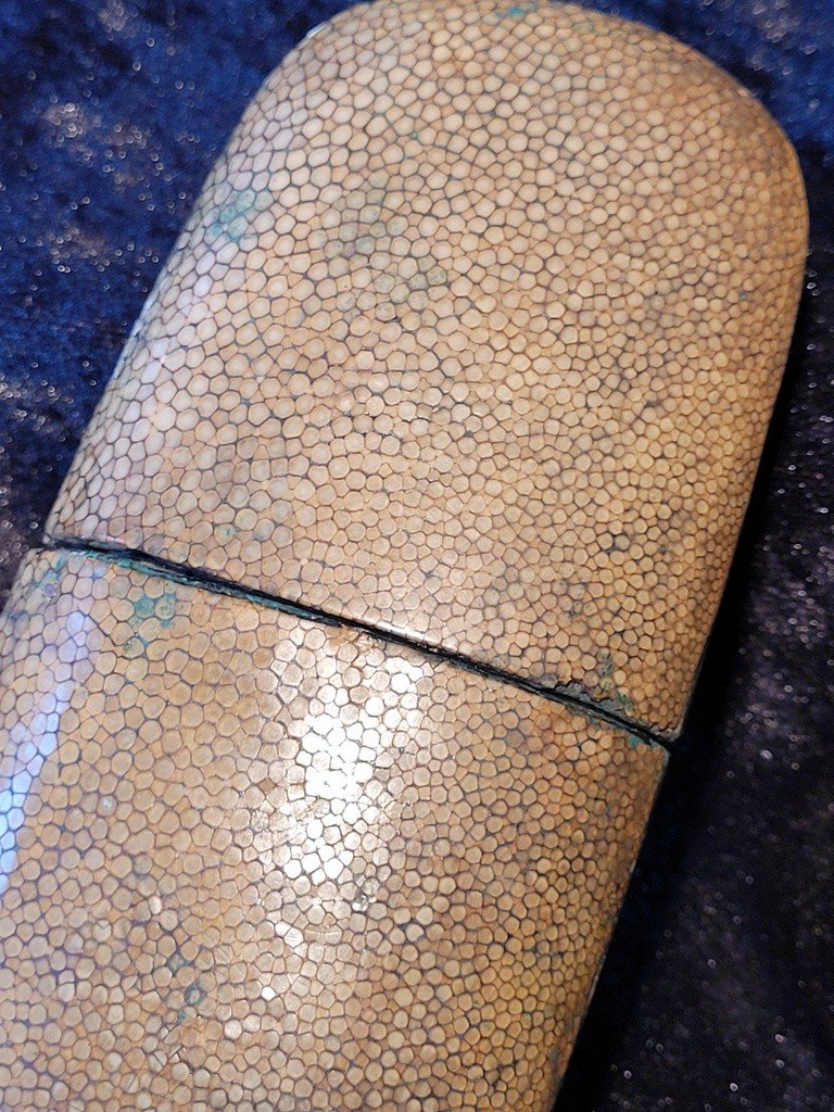 Etui &agrave; Lunettes en Galuchat - Fin XVIIIe Si&egrave;cle -photo-3