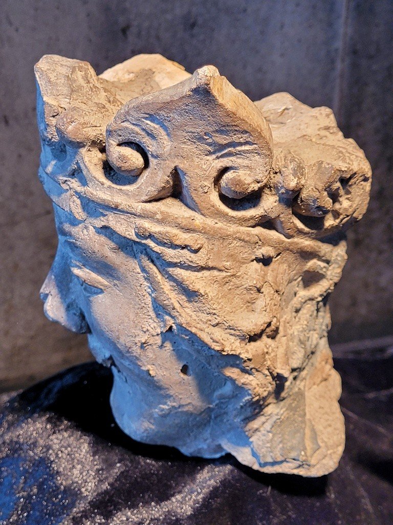  Crowned Bearded King's Head In Sculpted Stone - 15th-16th Century -photo-4