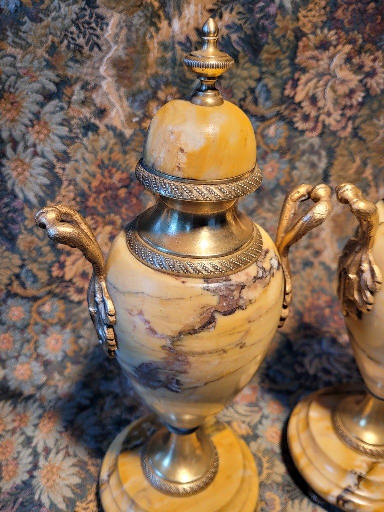 Pair Of Urn-shaped Cassolettes In Bronze And Siena Marble - 19th Century  -photo-2