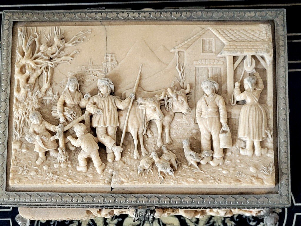 Important 19th Century Carved Jewelry Box - Signed C. L Friedrich Becker (1820-1900)-photo-1