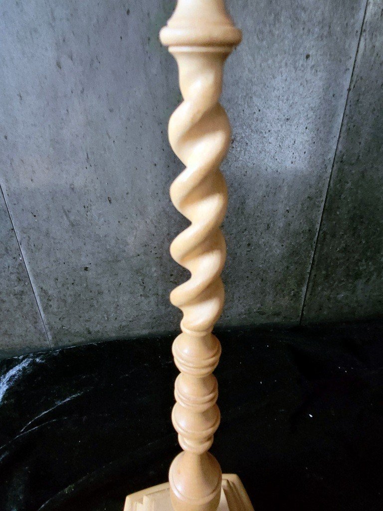 Objet de Maîtrise de Compagnonnage . Sculpture en Bois -photo-1