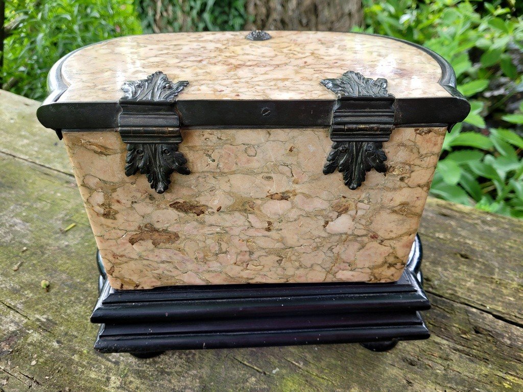 Large Marble Viscera Box - 18th Century Work -photo-2
