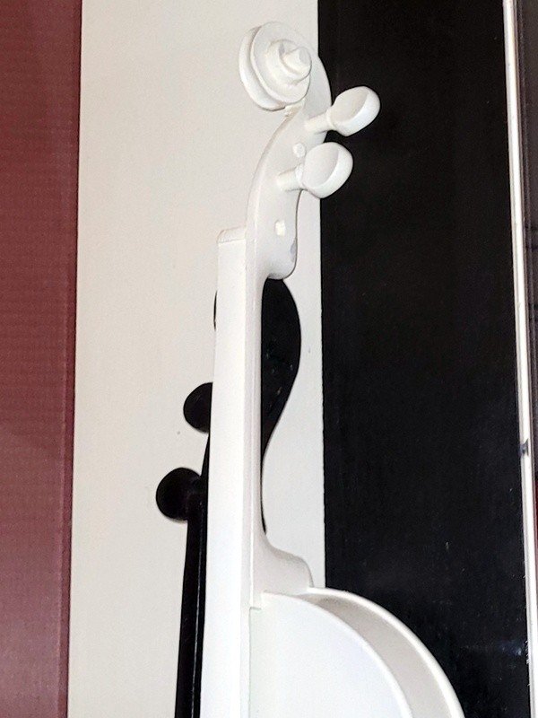  ARMAN Sculpture &quot; Violon Noir et Blanc &quot; dans sa vitrine - Pi&egrave;ce unique 1/1 - 1972 .-photo-1