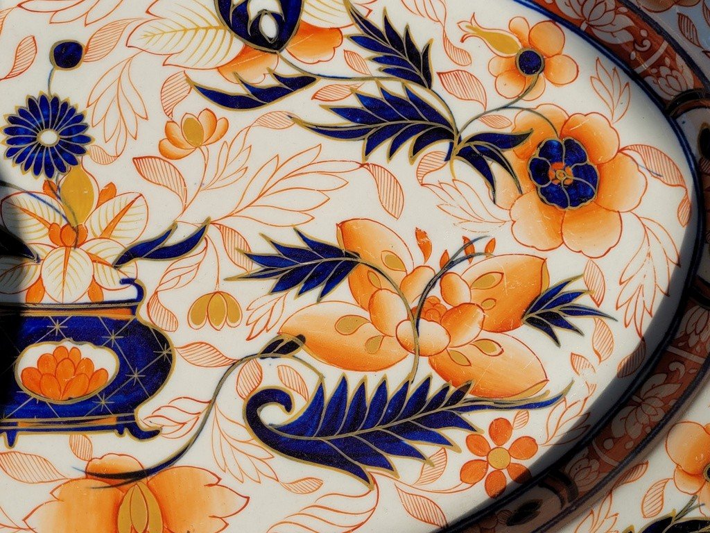  China 19th Century - Large Oval Polychrome Porcelain Dish With Imari Decoration -photo-1