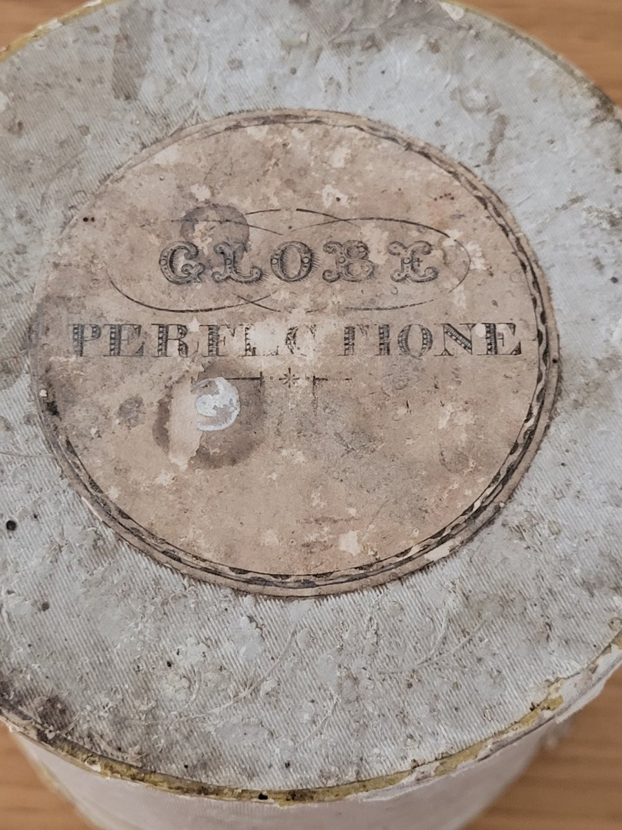 Globe Terrestre dans son coffret daté 1834-photo-6