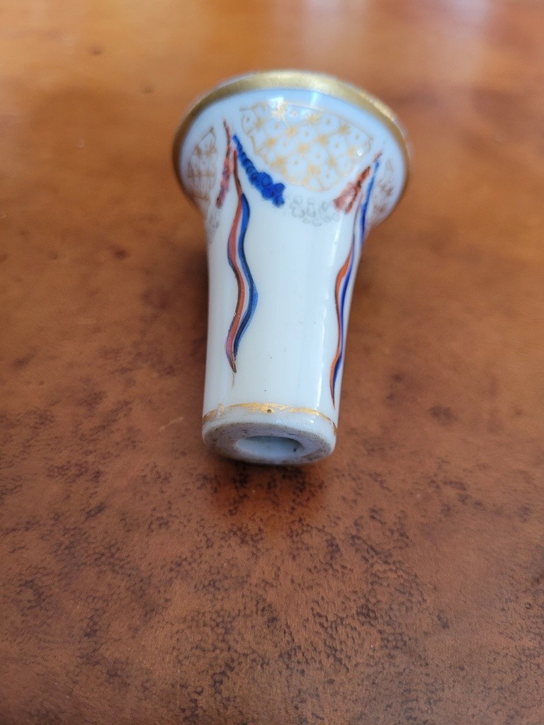 Pommeau de Canne Comm&eacute;moratif en Porcelaine peint &agrave; la main et dat&eacute; 1914 -photo-1