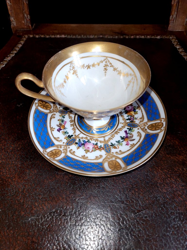 Tasse et  Sous Tasse en Porcelaine  signées de Jean Pouyat - Epoque XIXe Siècle-photo-3