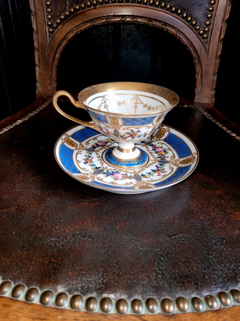 Tasse et  Sous Tasse en Porcelaine  signées de Jean Pouyat - Epoque XIXe Siècle