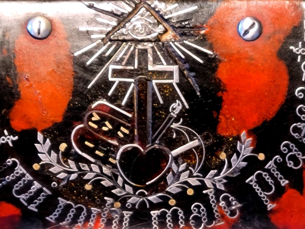 Franc Maçonnerie  " Tabatière " en Ecaille avec Incrustations en Argent & Nacre - XVIIIe Siècle-photo-3