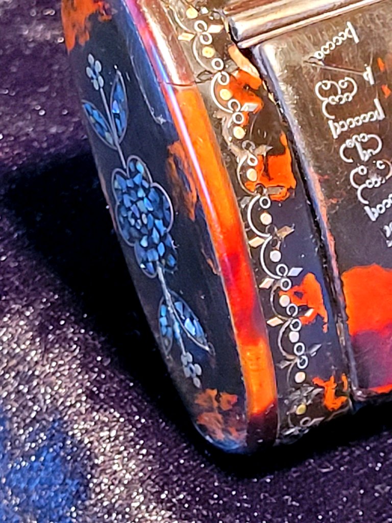 Franc Maçonnerie  " Tabatière " en Ecaille avec Incrustations en Argent & Nacre - XVIIIe Siècle-photo-4