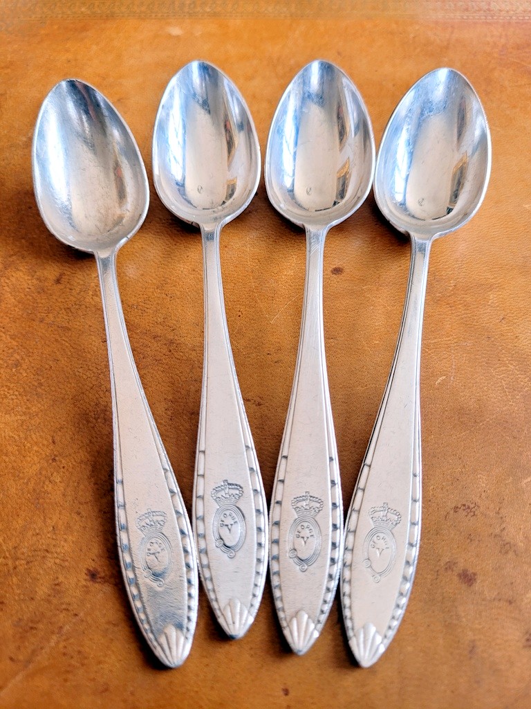 Ensemble de 4 Petites Cuill&egrave;res provenant du George V  Paris  - Maison Christofle - Art D&eacute;co 