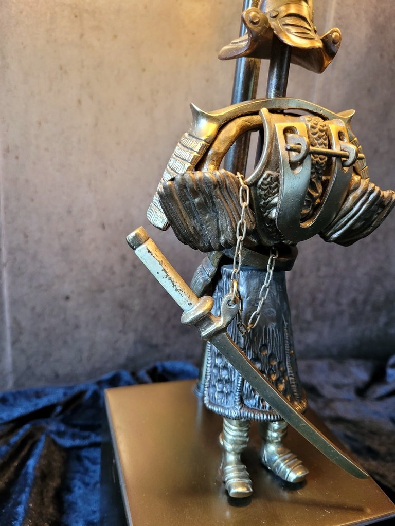  Bronze "samurai" Lamp - Sheet Metal Shade First Half Of The 20th Century-photo-3