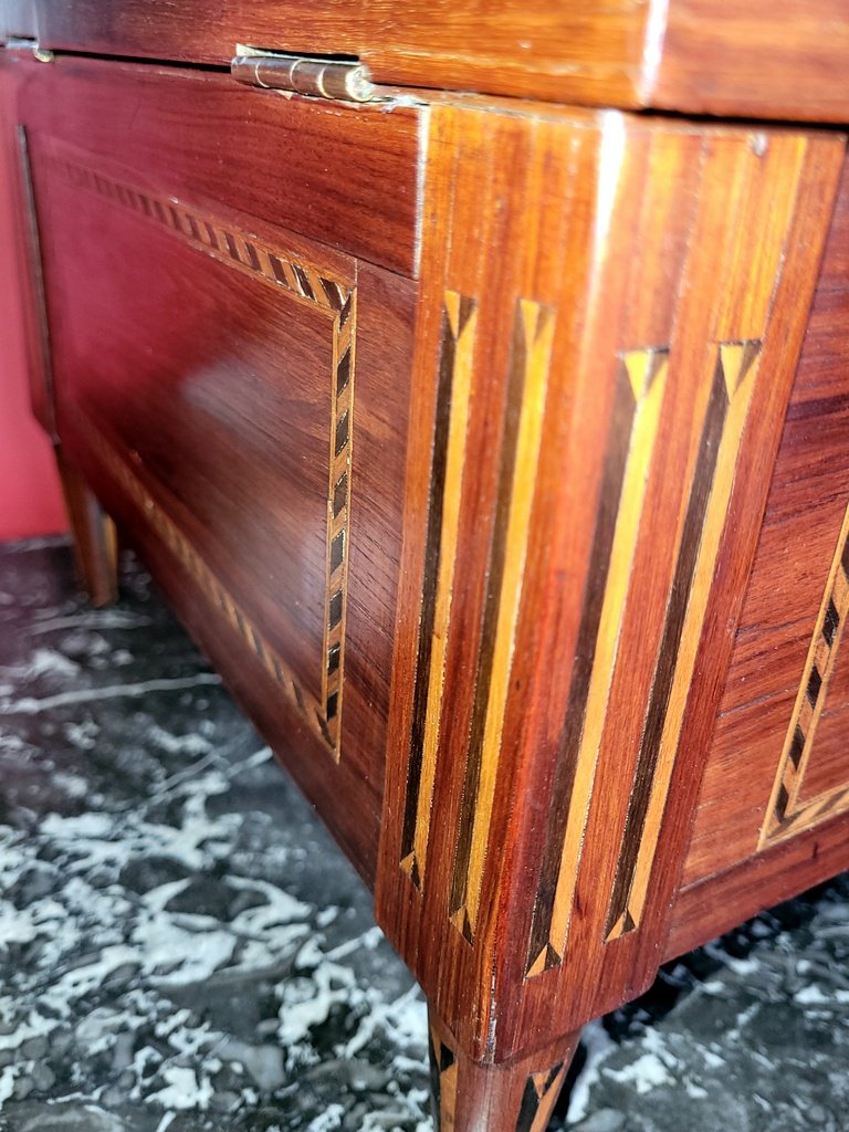 " Coiffeuse de Lit "  en Placage de bois de rose d'Epoque Louis XVI - XVIIIe Siècle-photo-8