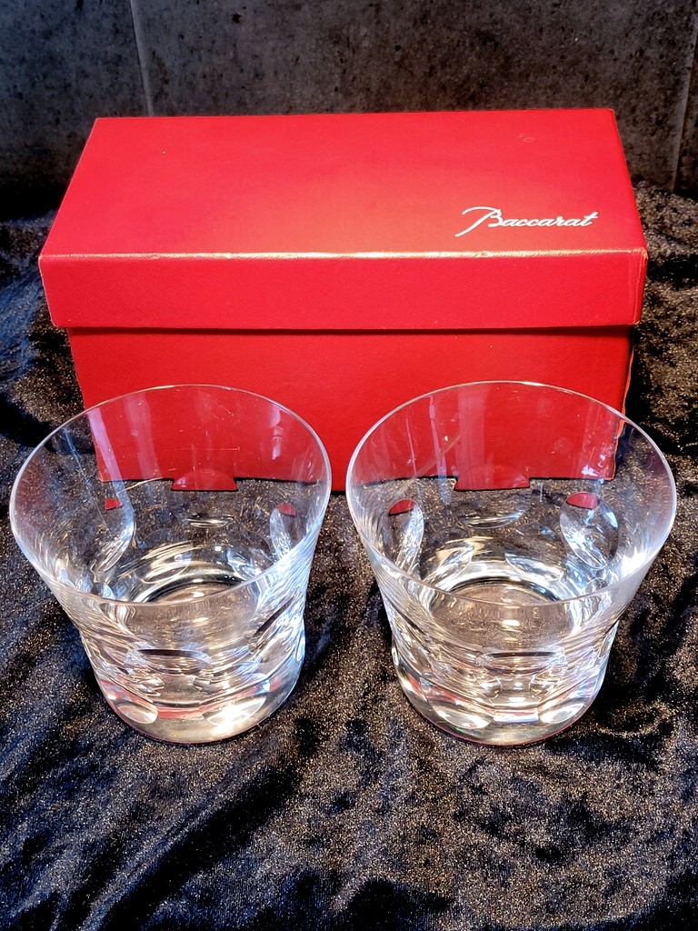 Baccarat " Deux Verres à Whisky en Cristal " Modèle Beluga à Décor Taillé - Estampillé - XXe 