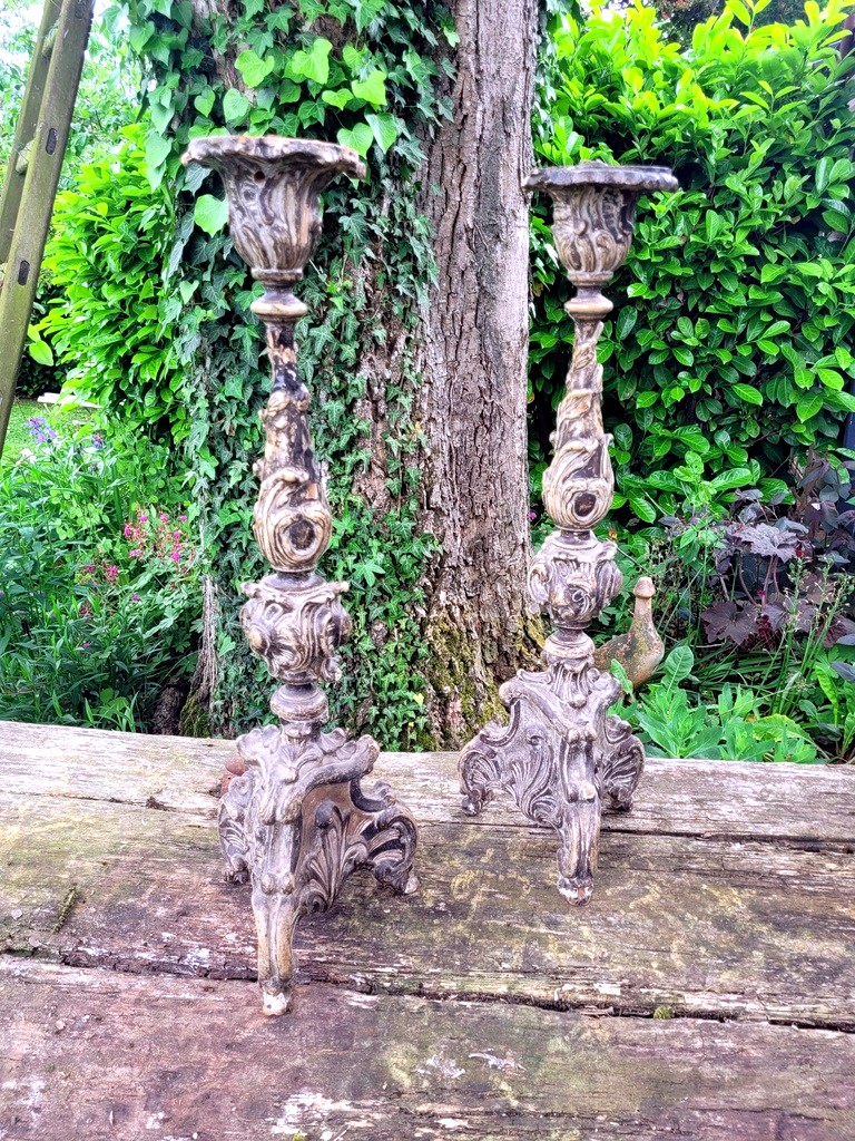 Pair Of Louis XIV Pique-cierges In Patinated Wood With Triangular Base - 17th - 18th Century