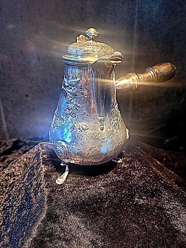 Small, Selfish Jug In Solid Silver By Jacques Duguay—farmer's Hallmarks—18th Century 