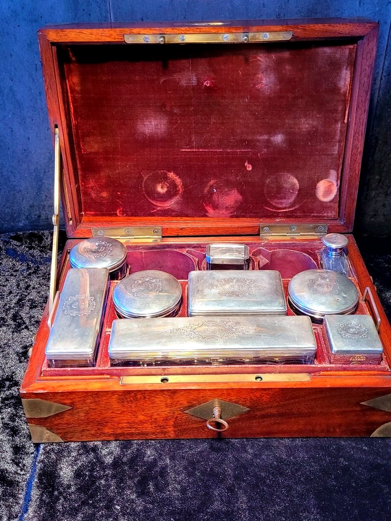  Coffret de Toilette&nbsp;d'origine Marine du XIXe si&egrave;cle  d'&eacute;poque Restauration .-photo-2