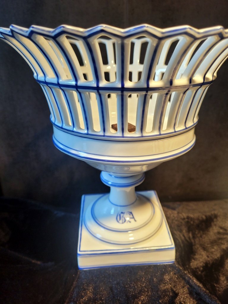 Paire de Coupes ajourées en Porcelaine de Paris d'époque Louis Philippe - 1830-photo-2